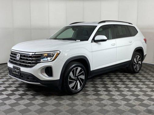 2024 Volkswagen Atlas 2.0T SE w/Technology 4MOTION
