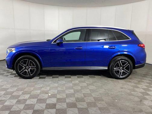 2026 Mercedes-Benz GLC 300 4MATIC