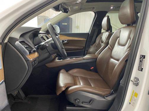 2018 Volvo XC90 T6 Inscription