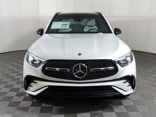 2026 Mercedes-Benz GLC 300 4MATIC