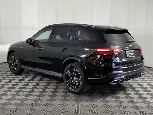 2025 Mercedes-Benz GLC 350e Base