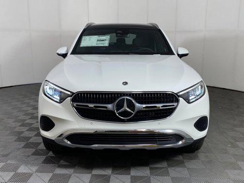 2026 Mercedes-Benz GLC 300 4MATIC