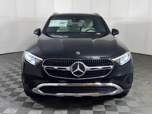 2026 Mercedes-Benz GLC 300 4MATIC