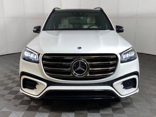2025 Mercedes-Benz GLS 450 4MATIC