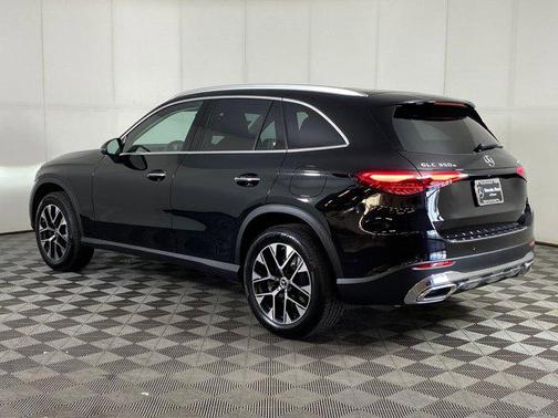 2026 Mercedes-Benz GLC 350e Base
