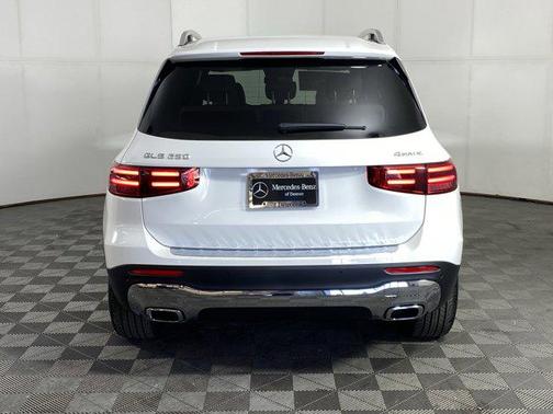 2025 Mercedes-Benz GLB 250 4MATIC