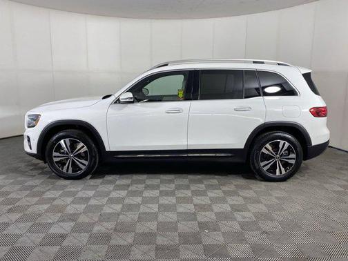 2025 Mercedes-Benz GLB 250 4MATIC