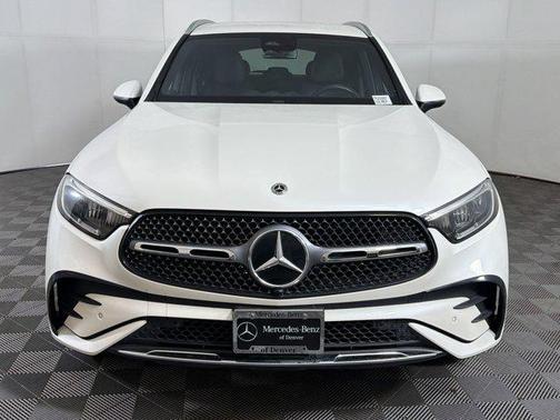 White 2023 Mercedes-Benz GLC 300 4MATIC