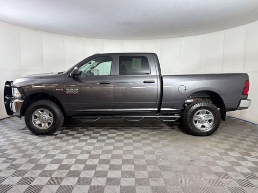 Granite Crystal Metallic Clearcoat 2018 RAM 2500 Tradesman Crew Cab 4x4 6'4' Box