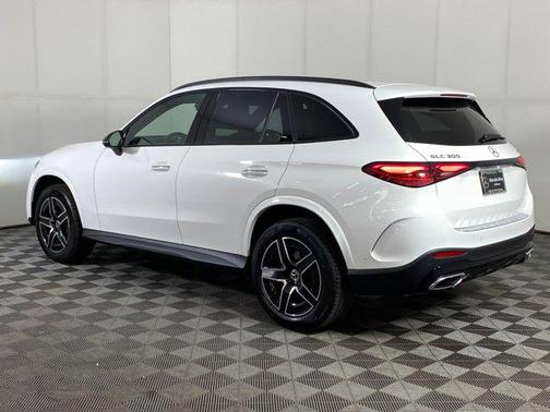 2026 Mercedes-Benz GLC 300 4MATIC