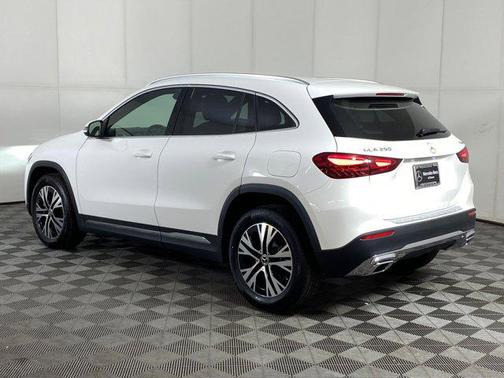 2025 Mercedes-Benz GLA 250 4MATIC