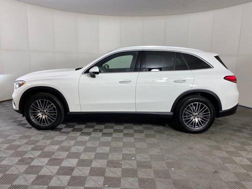 2026 Mercedes-Benz GLC 300 4MATIC