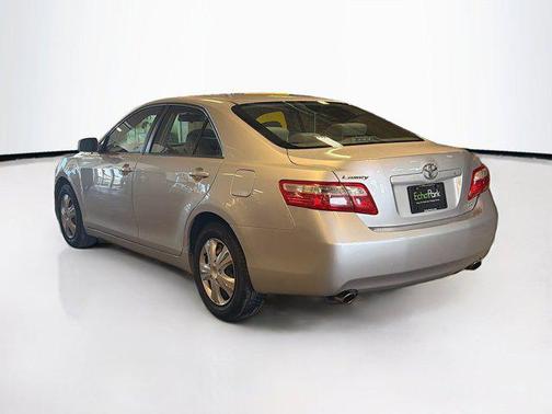 Classic Silver Metallic 2009 Toyota Camry LE