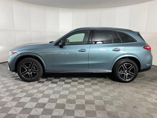 2026 Mercedes-Benz GLC 300 4MATIC