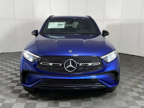 2025 Mercedes-Benz GLC 300 4MATIC
