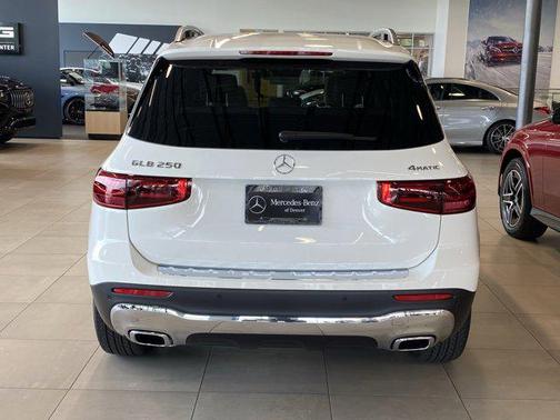 2025 Mercedes-Benz GLB 250 4MATIC