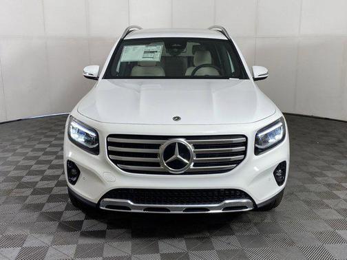 2025 Mercedes-Benz GLB 250 4MATIC
