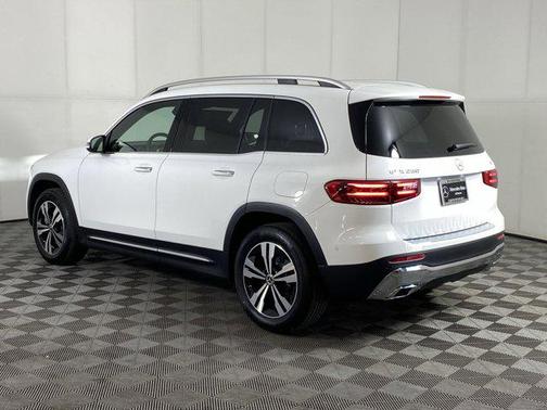 2025 Mercedes-Benz GLB 250 4MATIC
