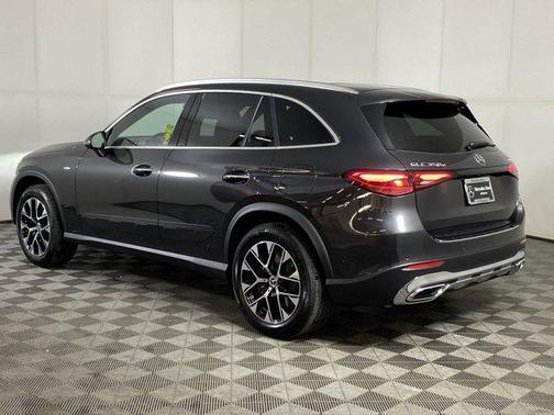 2025 Mercedes-Benz GLC 350e Base