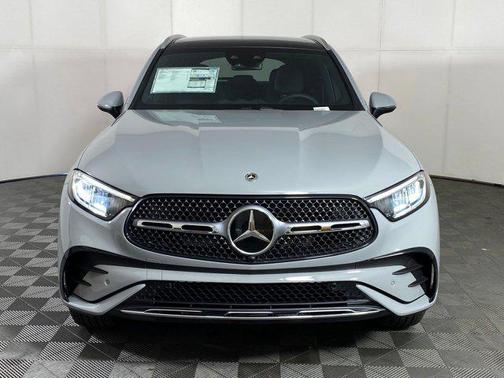 2026 Mercedes-Benz GLC 300 4MATIC