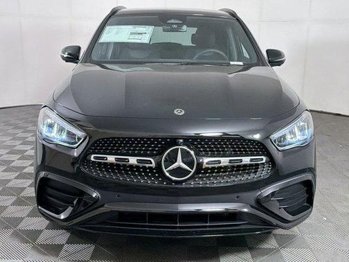 Night Black 2026 Mercedes-Benz GLA 250 4MATIC