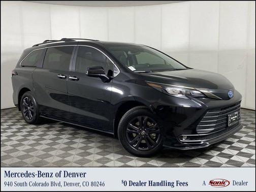 2024 Toyota Sienna Woodland Edition