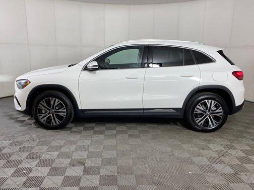 2026 Mercedes-Benz GLA 250 4MATIC