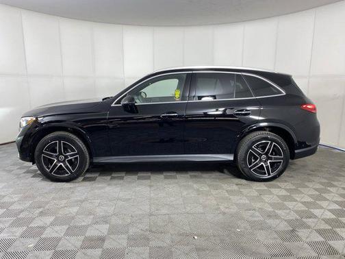 2025 Mercedes-Benz GLC 300 4MATIC