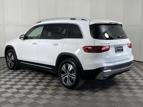 2025 Mercedes-Benz GLB 250 4MATIC