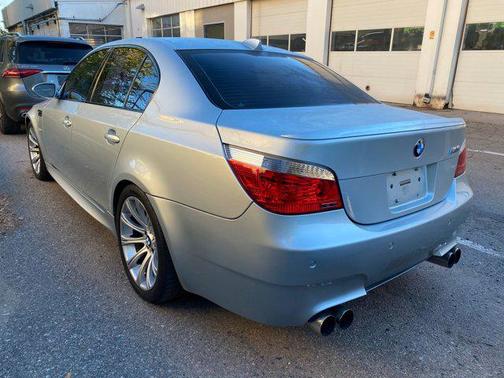 2006 BMW M5 Base
