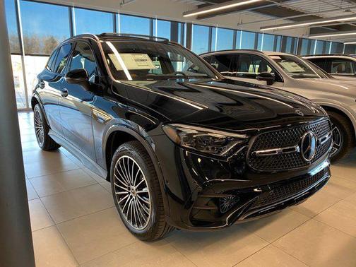 2026 Mercedes-Benz GLC 300 4MATIC