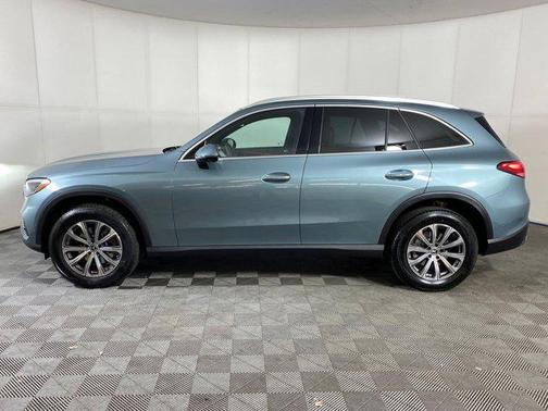 2026 Mercedes-Benz GLC 300 4MATIC