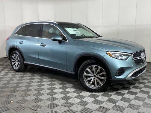 2026 Mercedes-Benz GLC 300 4MATIC