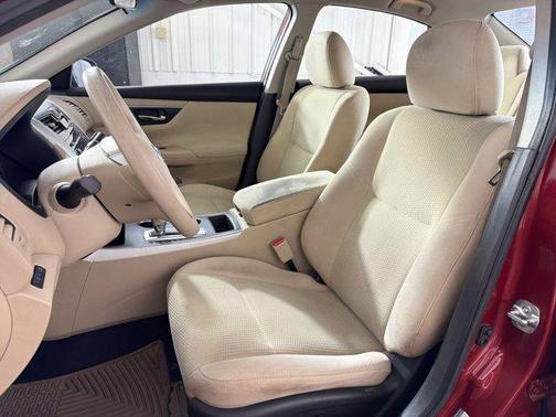 Cayenne Red 2015 Nissan Altima 2.5 S