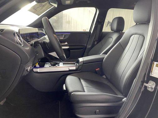 2025 Mercedes-Benz GLB 250 4MATIC
