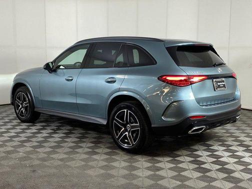 2026 Mercedes-Benz GLC 300 4MATIC