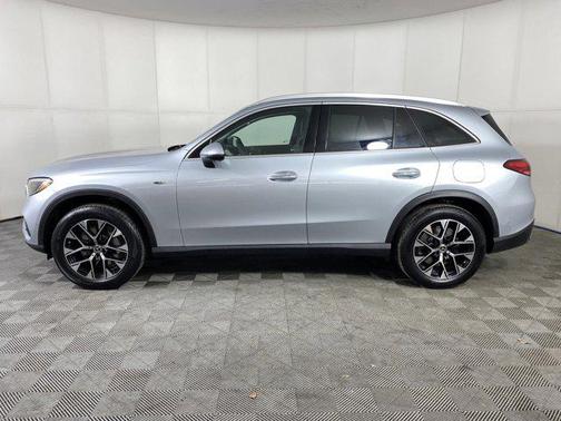 2025 Mercedes-Benz GLC 350e Base