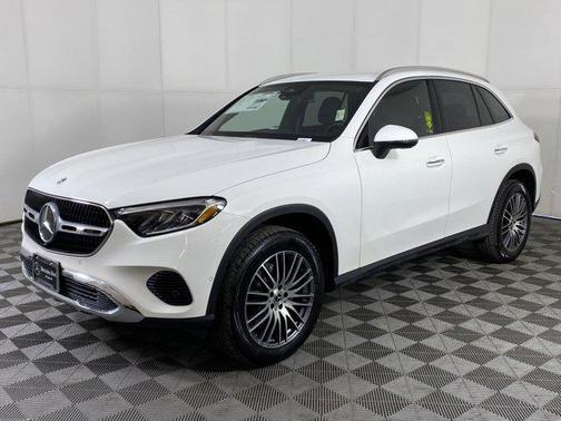 2025 Mercedes-Benz GLC 300 4MATIC