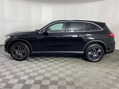 2026 Mercedes-Benz GLC 300 4MATIC