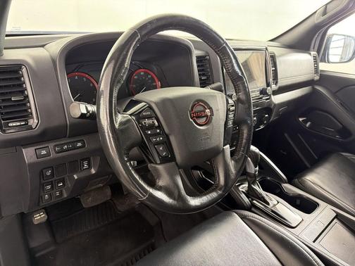 Deep Blue Pearl 2022 Nissan Frontier PRO-4X