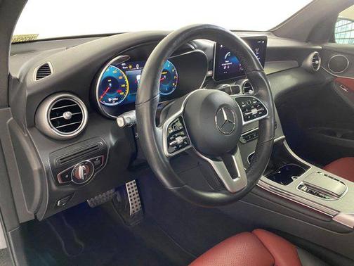 2022 Mercedes-Benz GLC 300 4MATIC