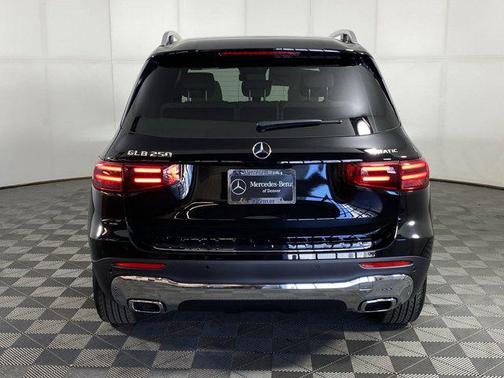 2025 Mercedes-Benz GLB 250 4MATIC
