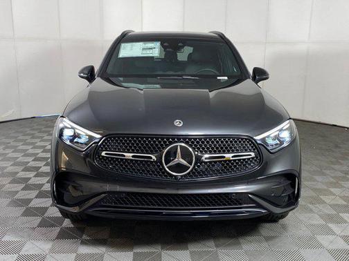 2026 Mercedes-Benz GLC 300 4MATIC