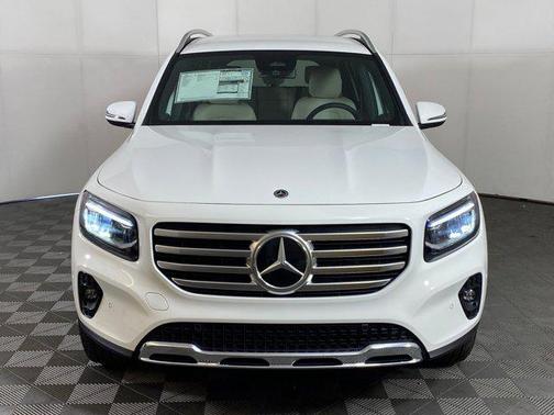 2025 Mercedes-Benz GLB 250 4MATIC