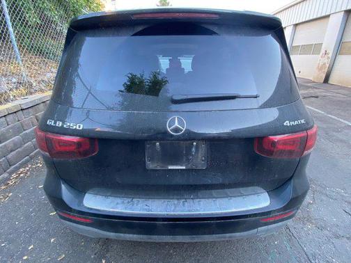 2022 Mercedes-Benz GLB 250 4MATIC