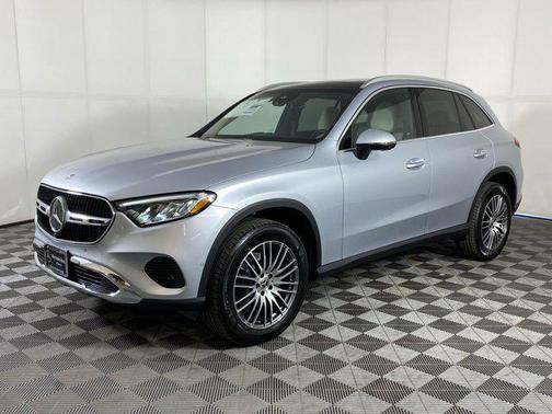 2025 Mercedes-Benz GLC 300 4MATIC