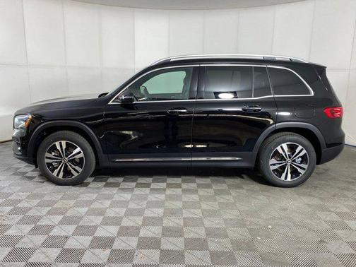 2025 Mercedes-Benz GLB 250 4MATIC
