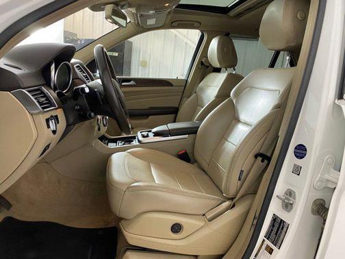 2015 Mercedes-Benz M-Class 4MATIC