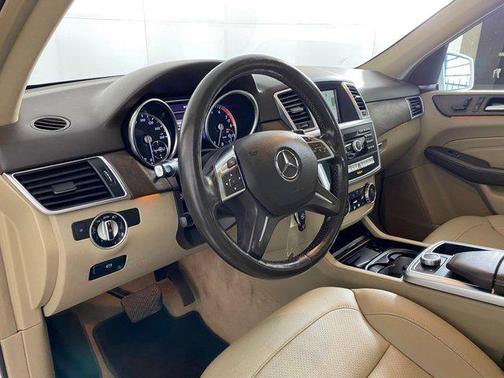 2015 Mercedes-Benz M-Class 4MATIC