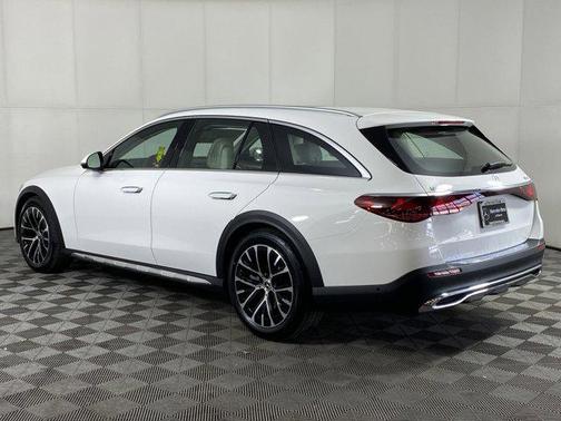 2025 Mercedes-Benz E-Class 4MATIC